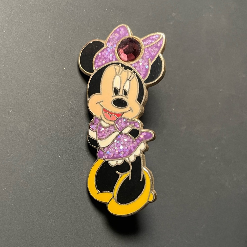 Minnie Mouse February Birthstone Vintage Disney Enamel Trading Pin
